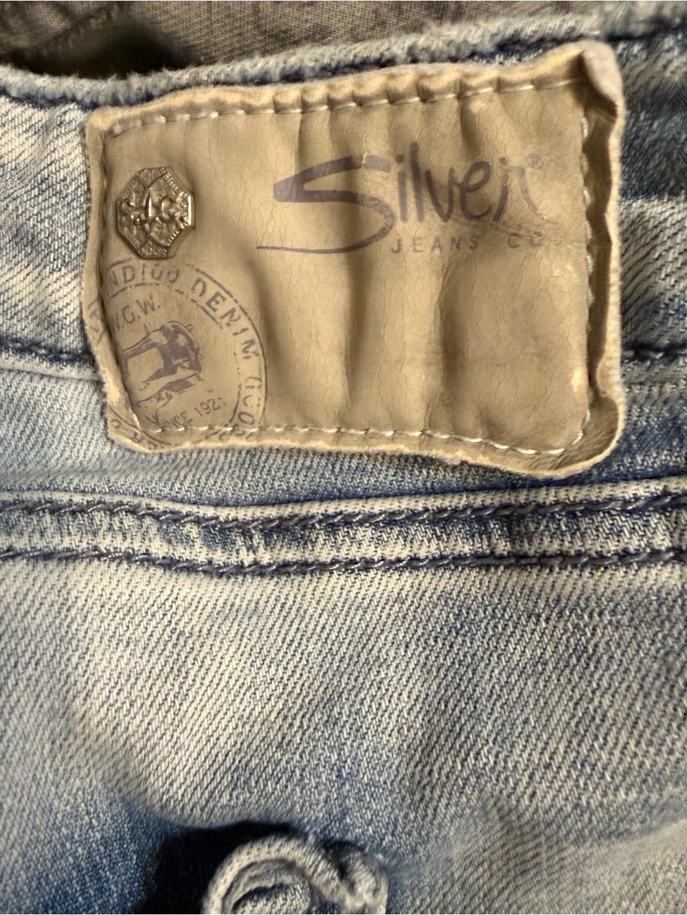 Silver Super stretch Boyfriend low rise distressed jeans - Picture 3 of 10